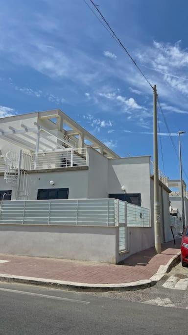 Atabey Appartamento Sul Mare Focene Bagian luar foto